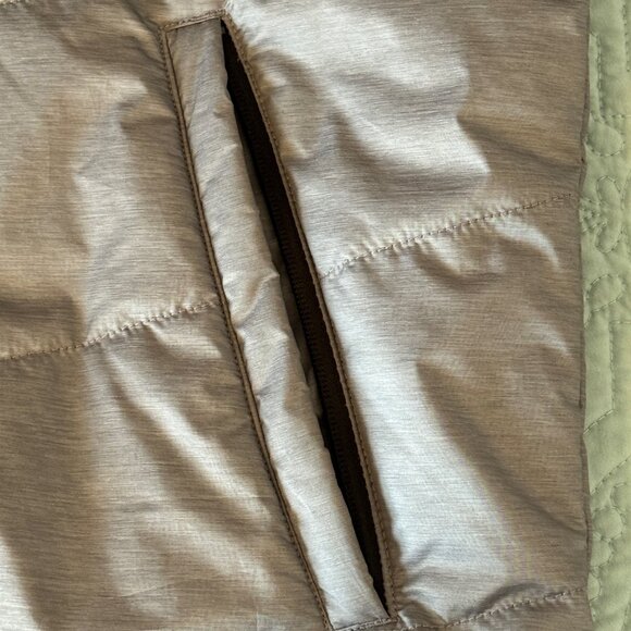 Men's waterproof North Face jacket (worn maybe 5 times) - Picture 4 of 5